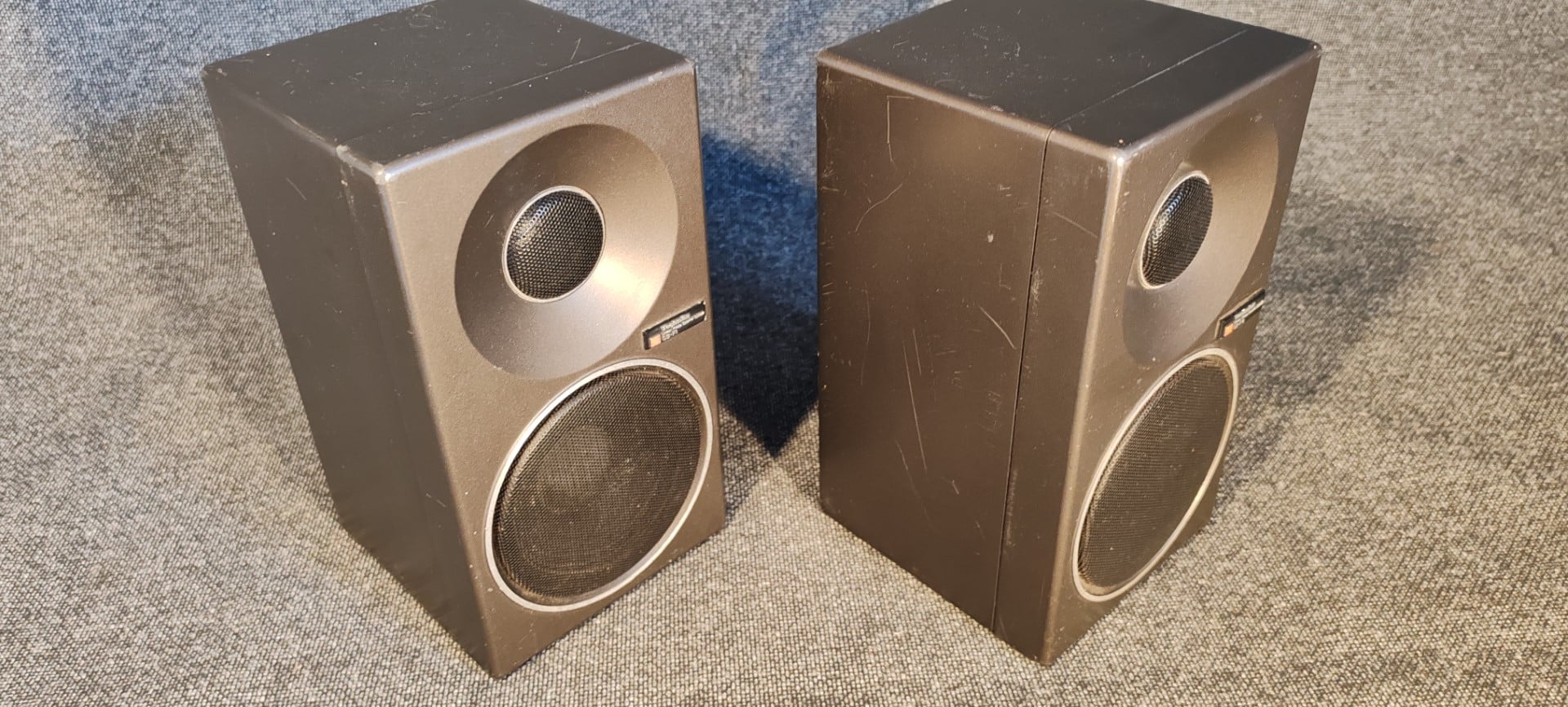 Technics SB-F1 - Wilkinson's Hi-Fi, Nelson, Lancashire, UK