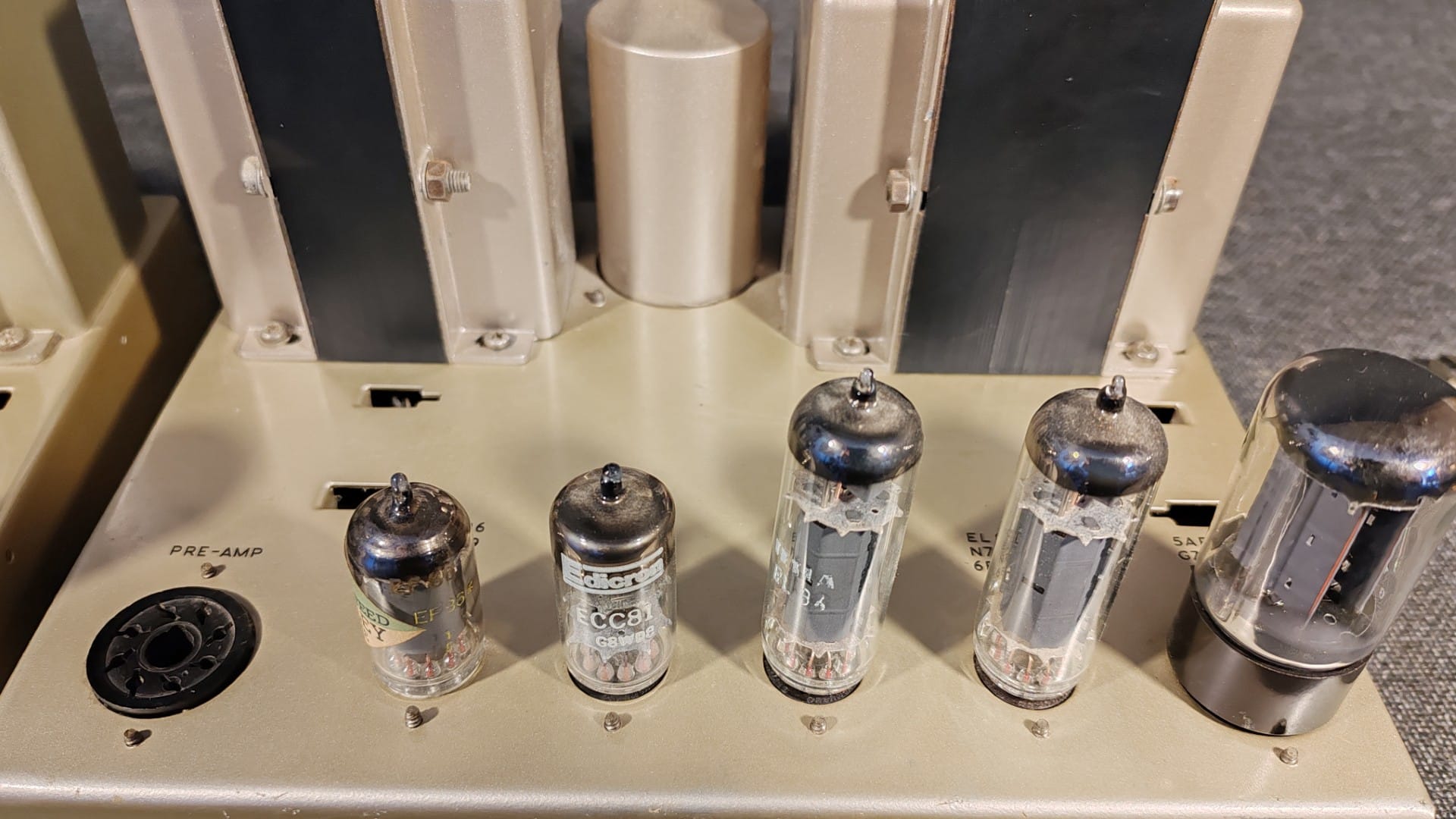 Leak TL12 plus pair - recapped - Image 6